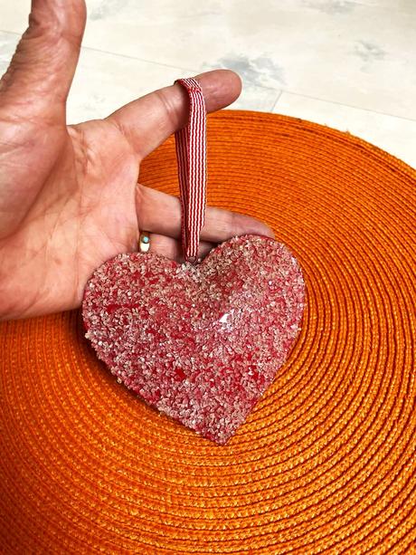 Závesné srdiečko,