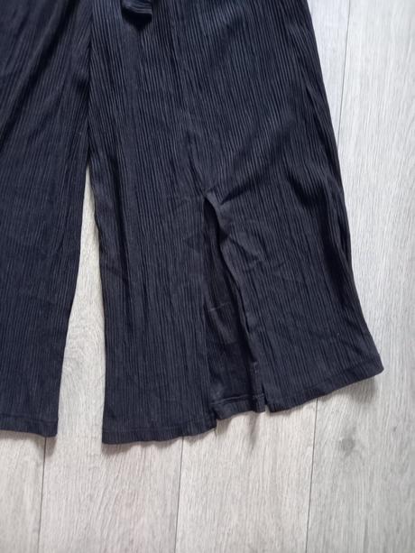 Nohavice 3/4 siroke, bershka,s