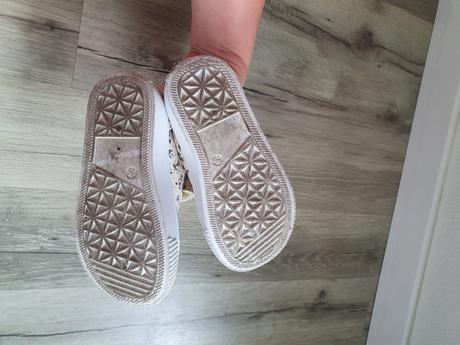 Kvetinové tenisky reserved 22/23, reserved,22