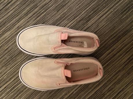 Platenky reserved, reserved,29