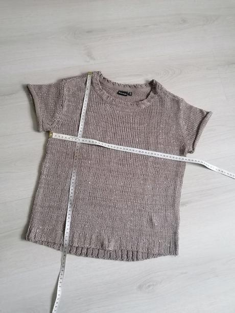 Trblietavý svetrík, 34