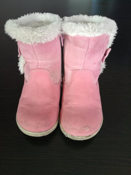 Čižmy s kožušinkou, 24