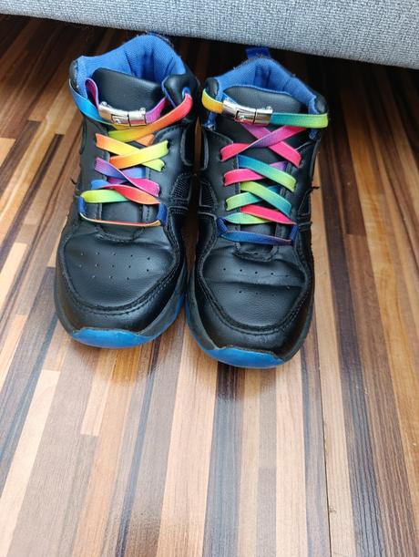 Členkové tenisky, reserved,30