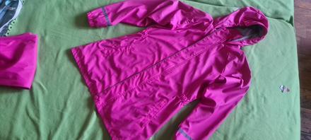 Pogumovaná bunda do dažďa, 158