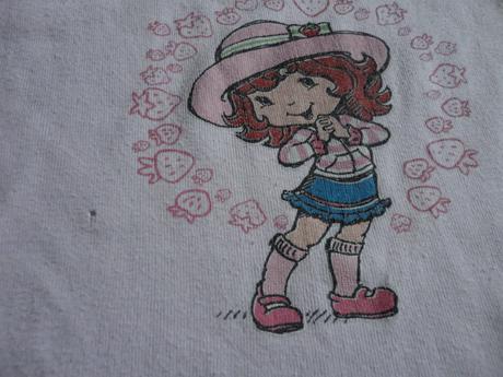Dva kusy tielka strawberry shortcake, 104