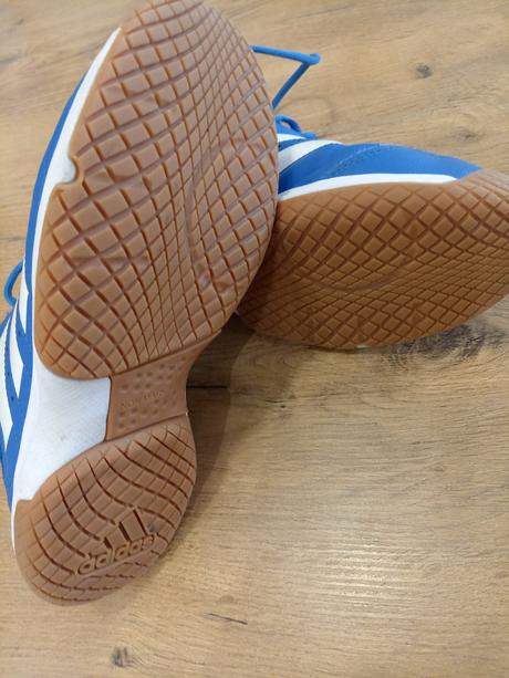 Halovky v dobrom stave, adidas,38