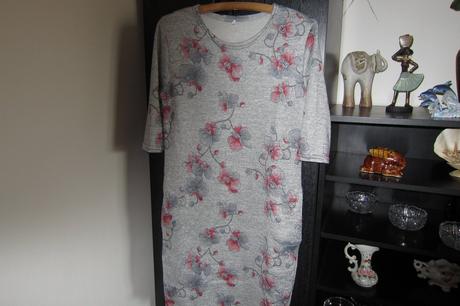 Letne saty vel.l, 42