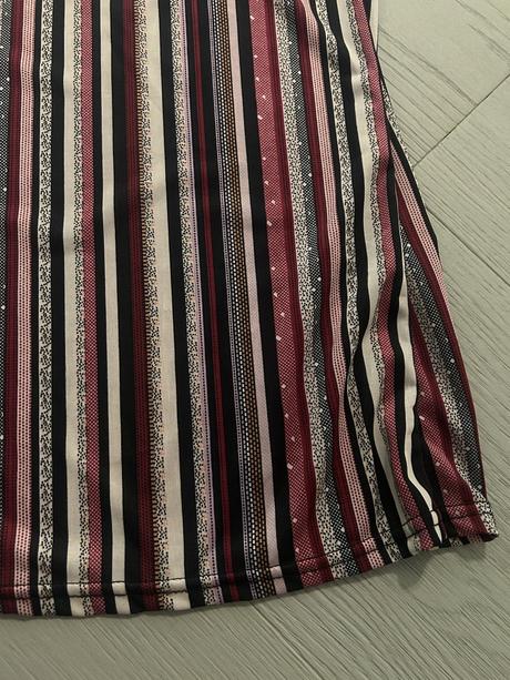 Dlhá elegantná sukňa, s