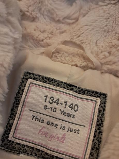 Huňatá mikinka, 134