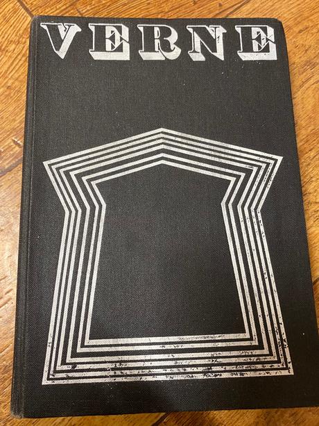 Stará kniha jules verne ľadová sfinga 1976,