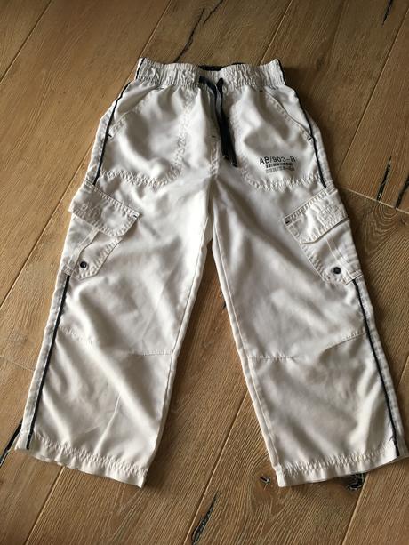 Trištvrťaky, kik,128