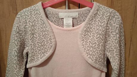 Nádherné pletené šaty, 110