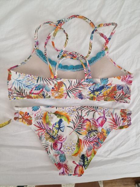 Plavky 10-12rokov, calzedonia,146