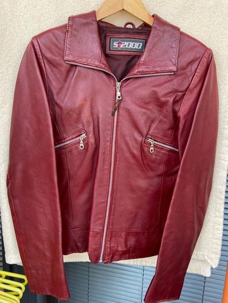 Kozena bordova kratka bundicka, 36