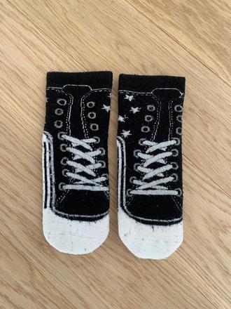 Protišmykové ponožky, 22