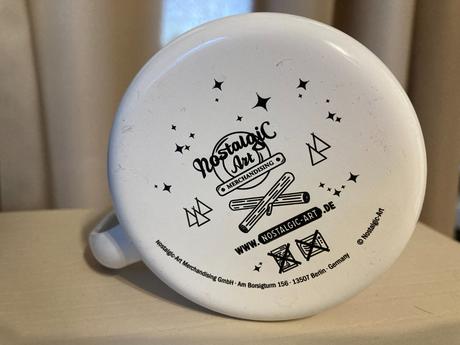 Smaltovaný hrnček first aid,