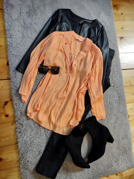 Blúzka m/l, stradivarius,40