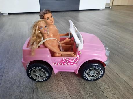 Barbie jeep ružové auto, 