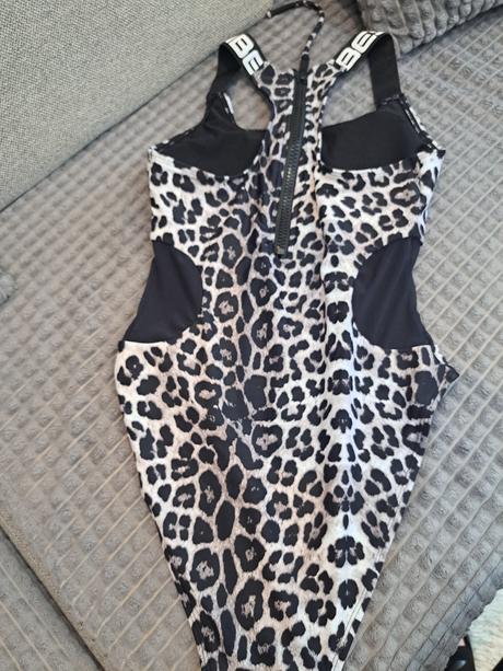 Jednodielne plavky, xs