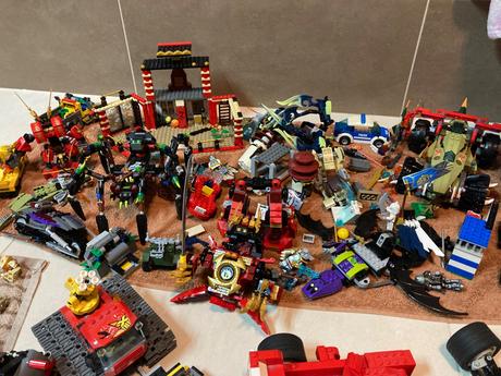 Velka zbierka mix lega s návodmi,