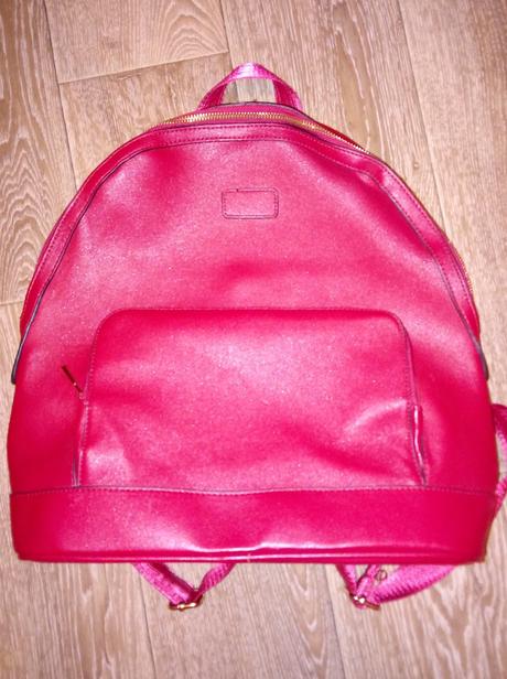 Červený ruksak veľký koženkový top stav,