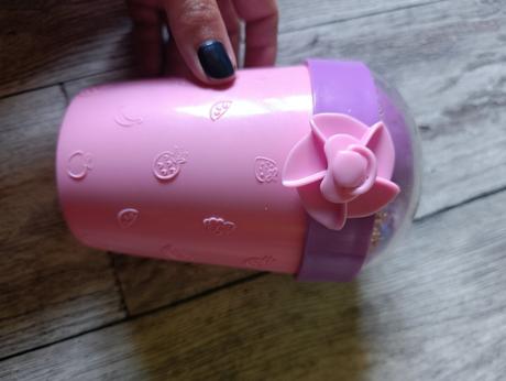 Cry babies - pom triblietavou krabickou, 