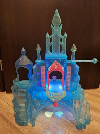 My little pony - zámok,