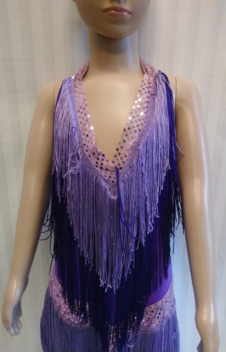 Kostým latino fialové šaty so strapcami a flitrami,