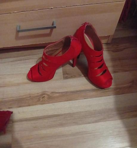 Krásne dámske sandálky, graceland,39