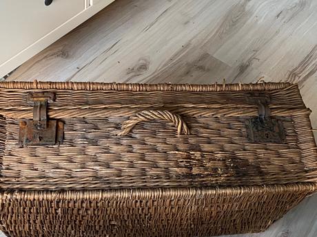 Krásny starý retro úložný zberateľský kôš kufor, 