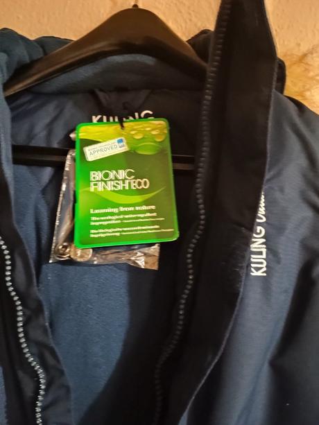 Zimný kombinéza, 104