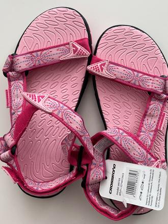 Sandále noučké, 33