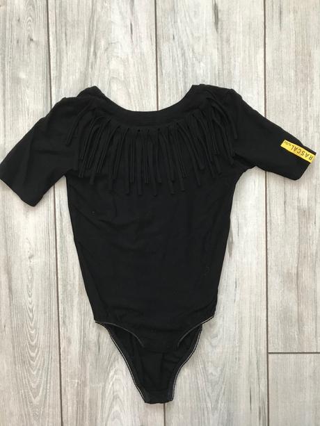 Letne body so strapcami, 110