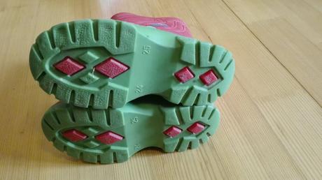 Červené gumáky, 24