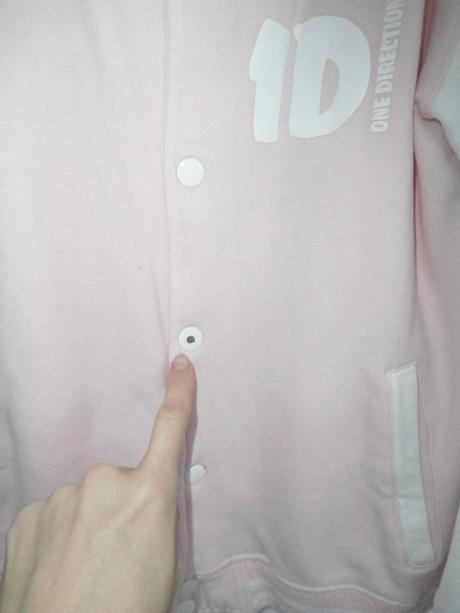 Mikina na cvoky, 152