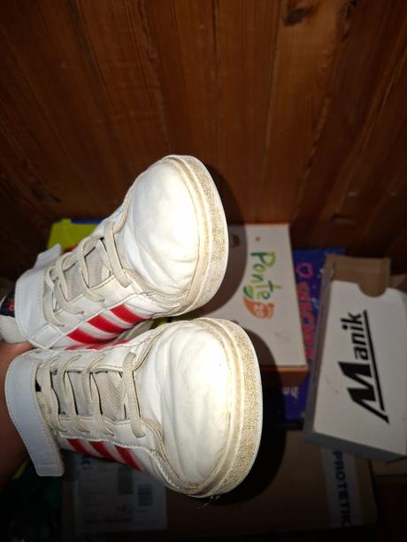 Botasky, adidas,37