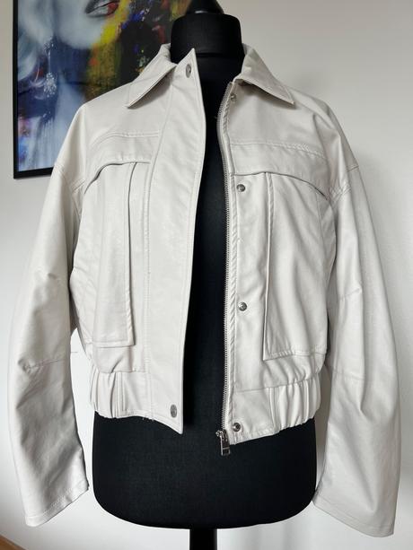 Biela kožená bomber bunda, bershka,m