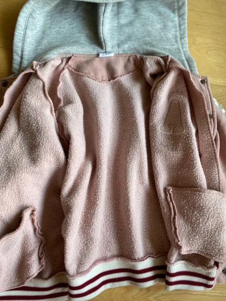 Bombera s kapucnou, zara,140