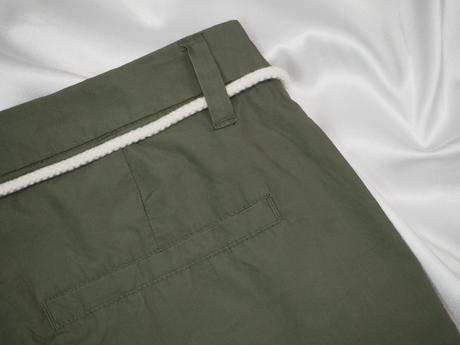 Kvalitné khaki kraťasy ever me, 38