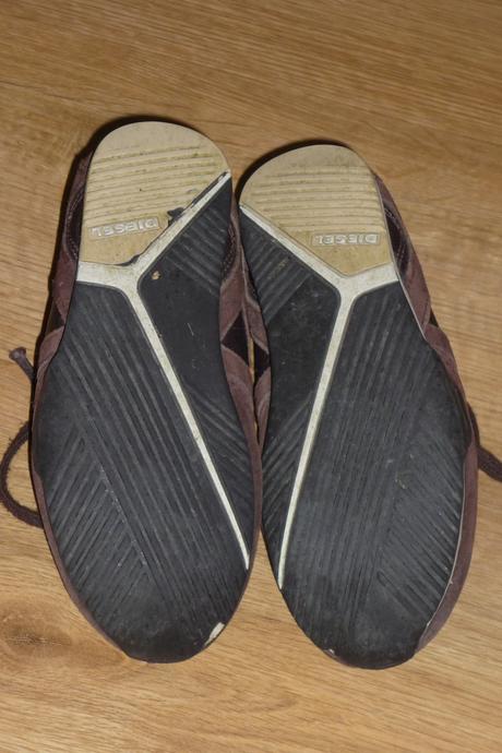 Tenisky, diesel,33
