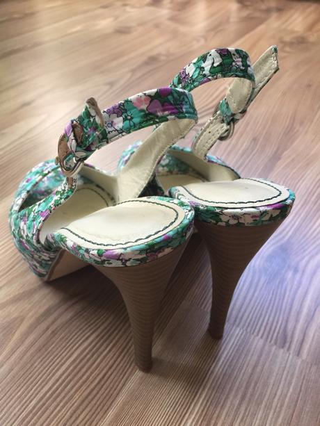 Dámske sandálky, 36