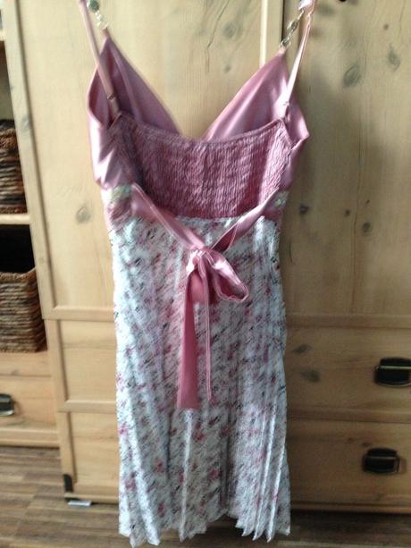 Elegantné šaty 1x oblečené, s