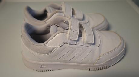 Tenisky s bielou podrážkou na suchý zips, adidas,35