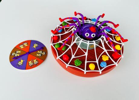 Hra pani pavúková, 