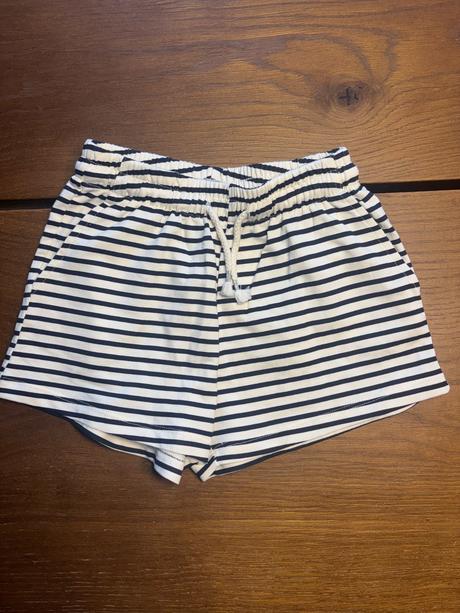 Nové s visačkou, h&m,110