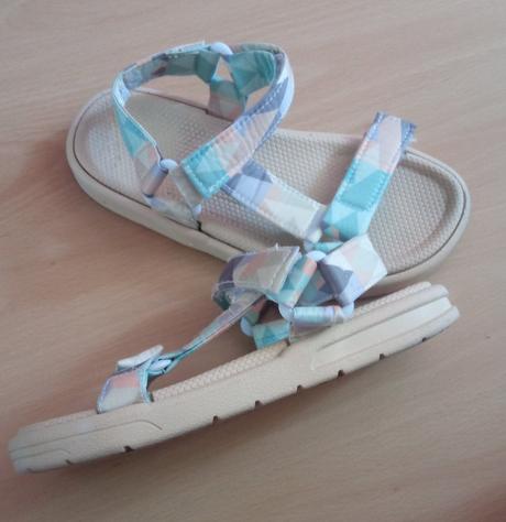 Letné sandálky na suché lepenie číslo 35, 35