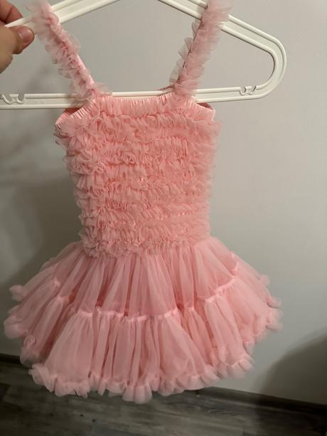 Šaty baletkovské, 122