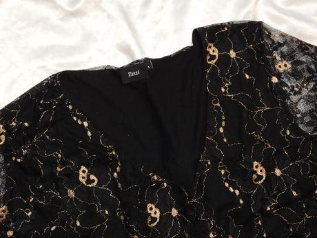 Pekna čipkovana bluzka, 46