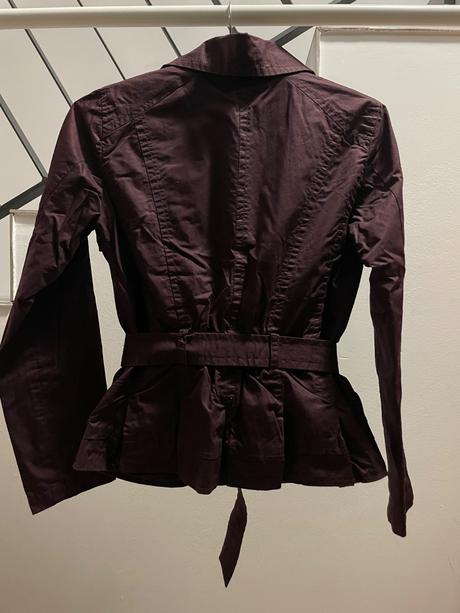 Krátky kabátik, 34