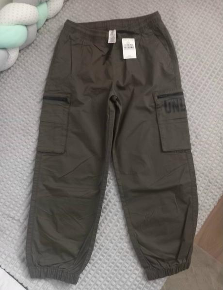 Balík vecí 146/152, 140–152